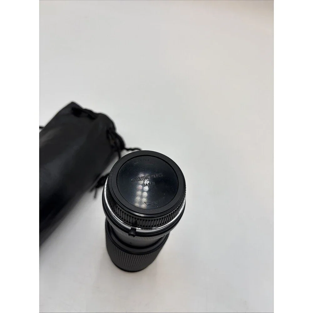 Vivitar 70-210mm f/4.5 Macro Focusing Zoom Lens Olympus OM Mount Hoya 52 mm UV